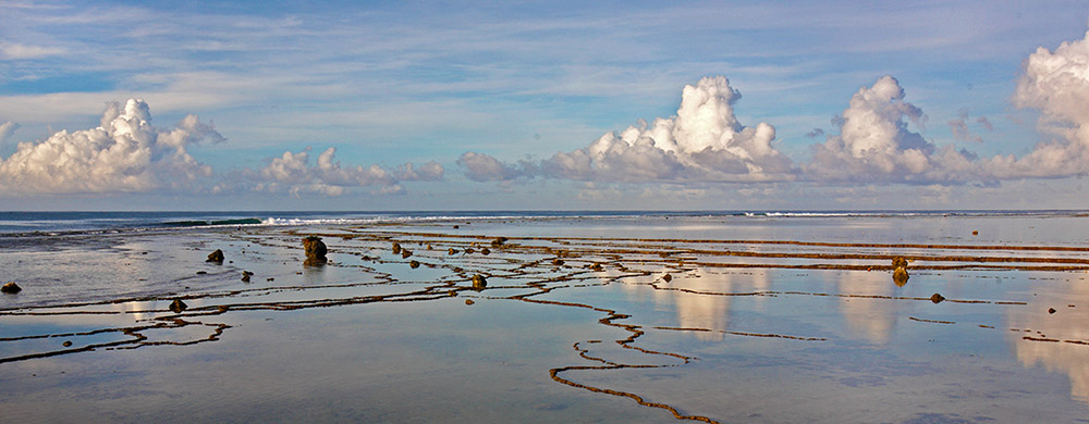 Sorake-beach-lagundri-nias-island1