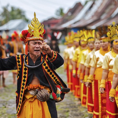 Cultural performance in Bawömataluo village. Photo by Fredi Daeli.