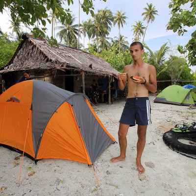 Camping trip to Wunga Island, North Nias.