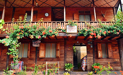 MUSEUM NIAS GUESTHOUSE - Jalan Yos Sudarso 134-A