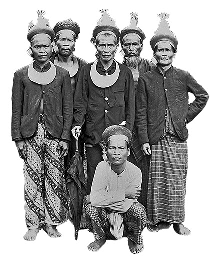 Nias-cheifs1910