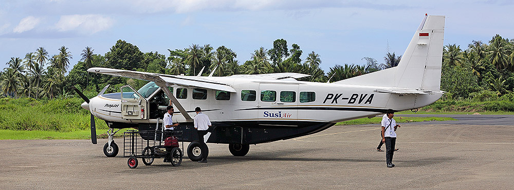 Susi Air fligth from Gunungsitoli to Telo Islands.